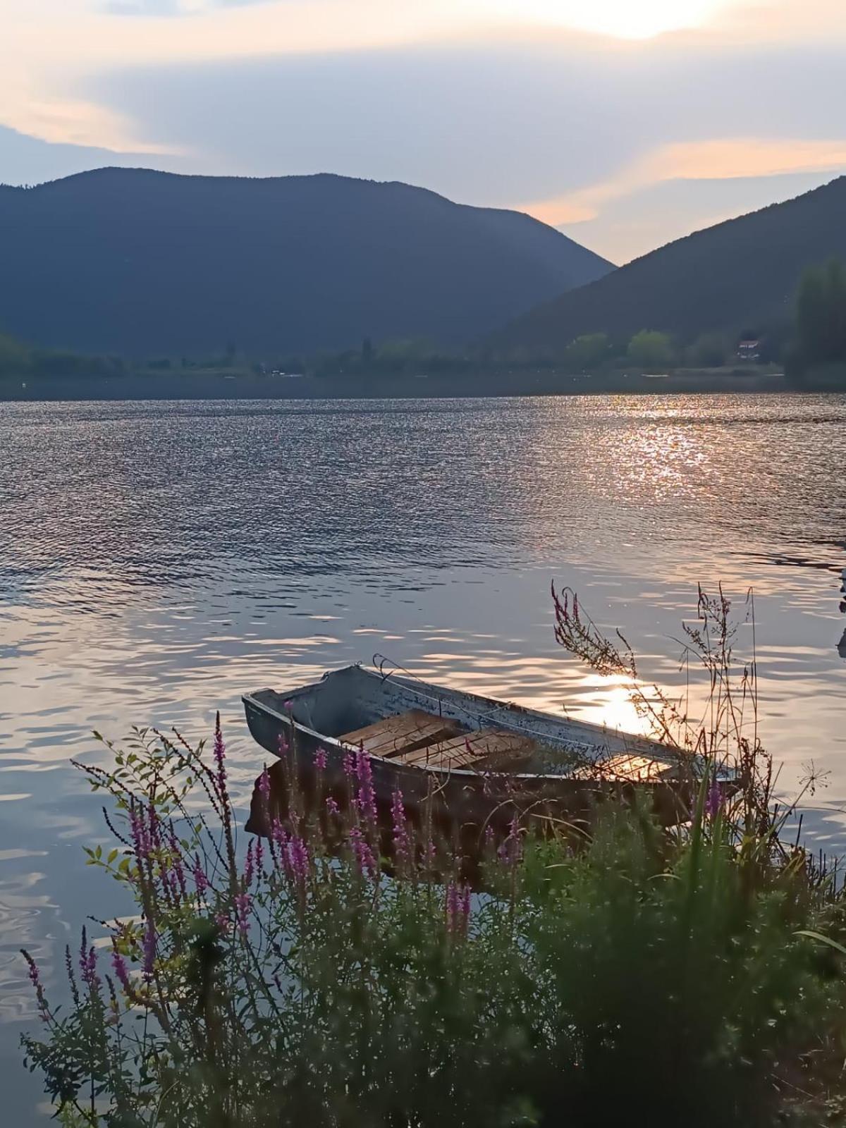 Dolce Farnetta En-suite Spa & Yoga Bed & Breakfast Montecastrilli