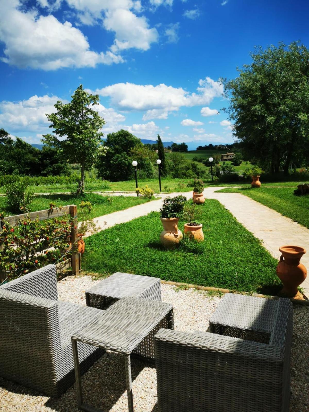 Bed & Breakfast Dolce Farnetta En-suite Spa & Yoga