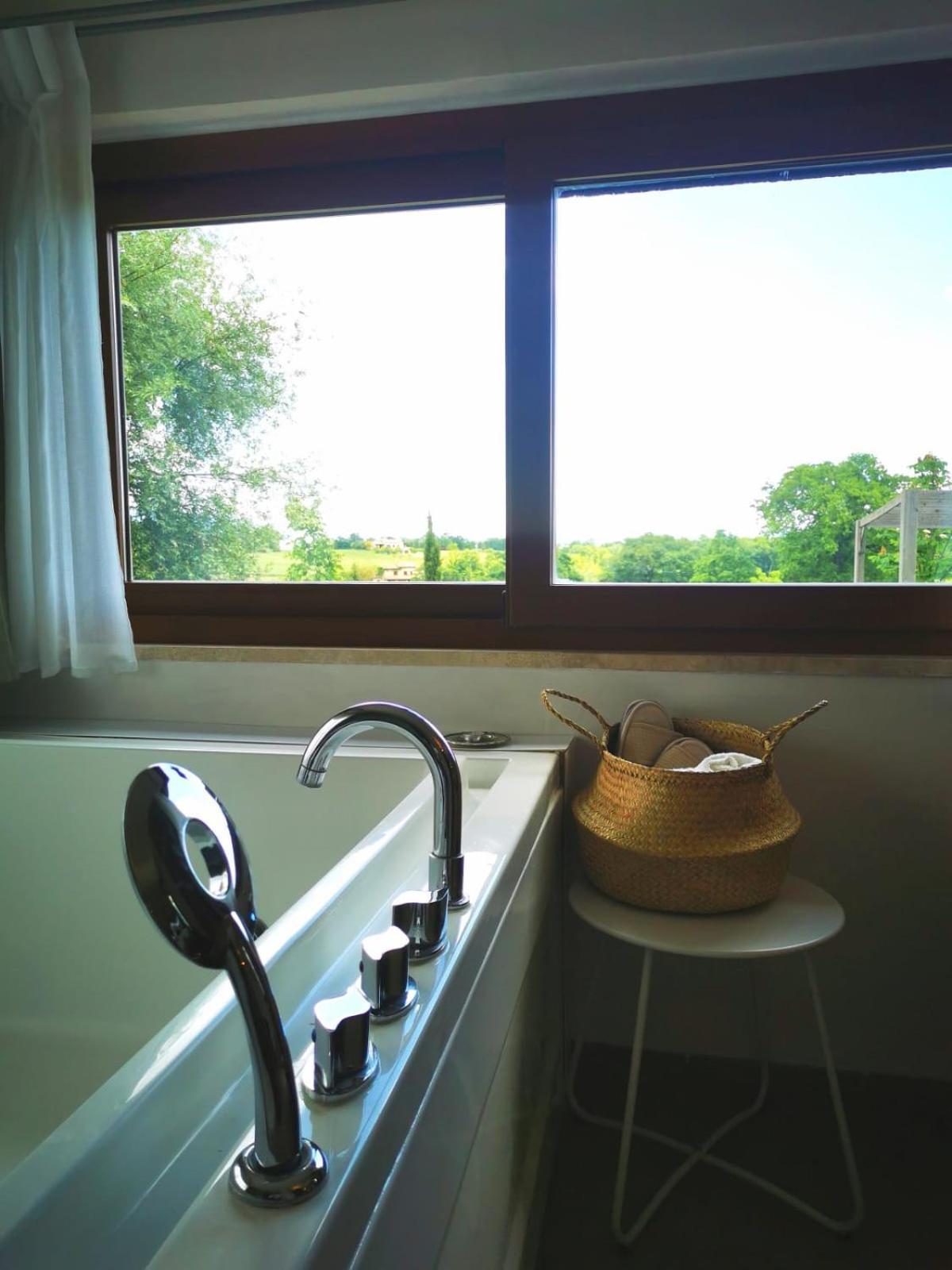 Bed & Breakfast Dolce Farnetta En-suite Spa & Yoga Montecastrilli